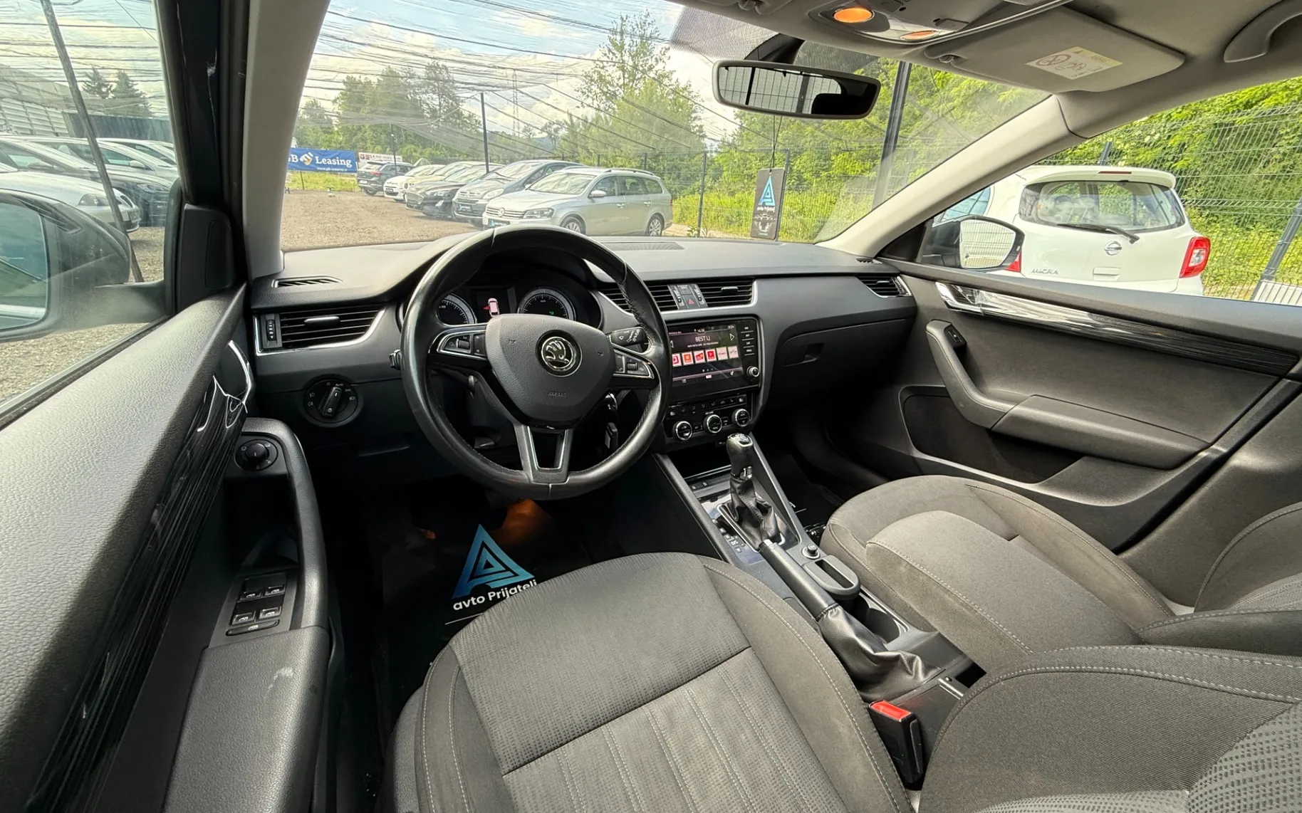 Zunanja slika - Škoda Octavia - 2.0 TDI 110KW Avt - 15