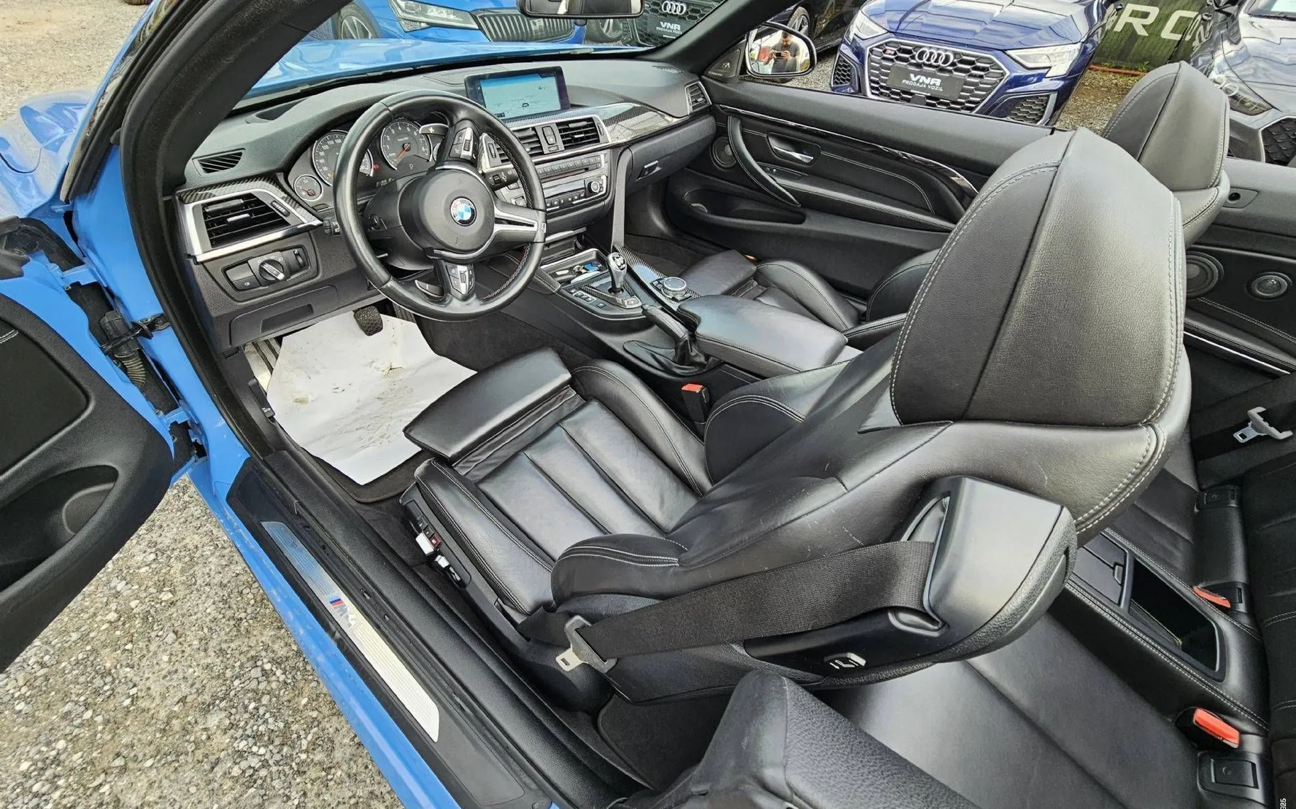 Notranja slika - BMW M4 - |COMPETITION|ALU20|HARMAN|KAMERA|TOP|CARBON| - 7
