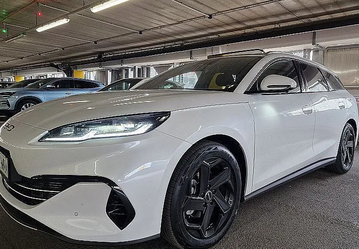 Zunanja slika - BYD SEAL 6 - DM-i Touring COMFORT PHEV - skupni doseg 1350 km - 1