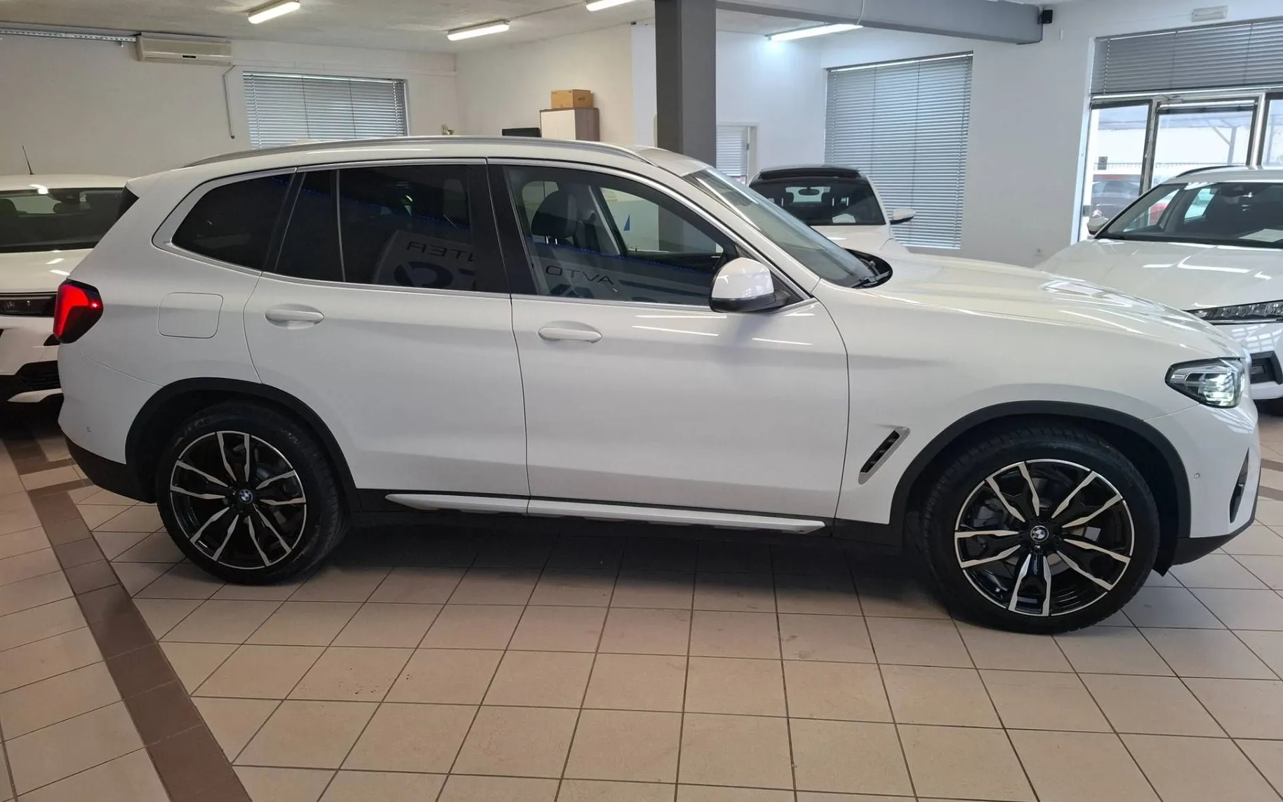 Zunanja slika - BMW serija X3: - sDrive18d Avt. 150KM-LED-VELIKA NAVI-KAMERA-USNJE- - 4