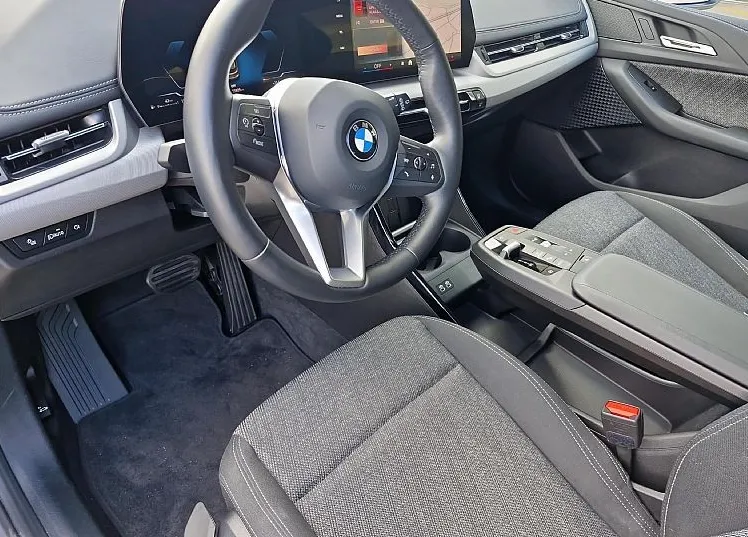 Zunanja slika - BMW Serija 2 - Active Tourer: 218i DCT BMW 218i Active Tourer. 100KW - 9