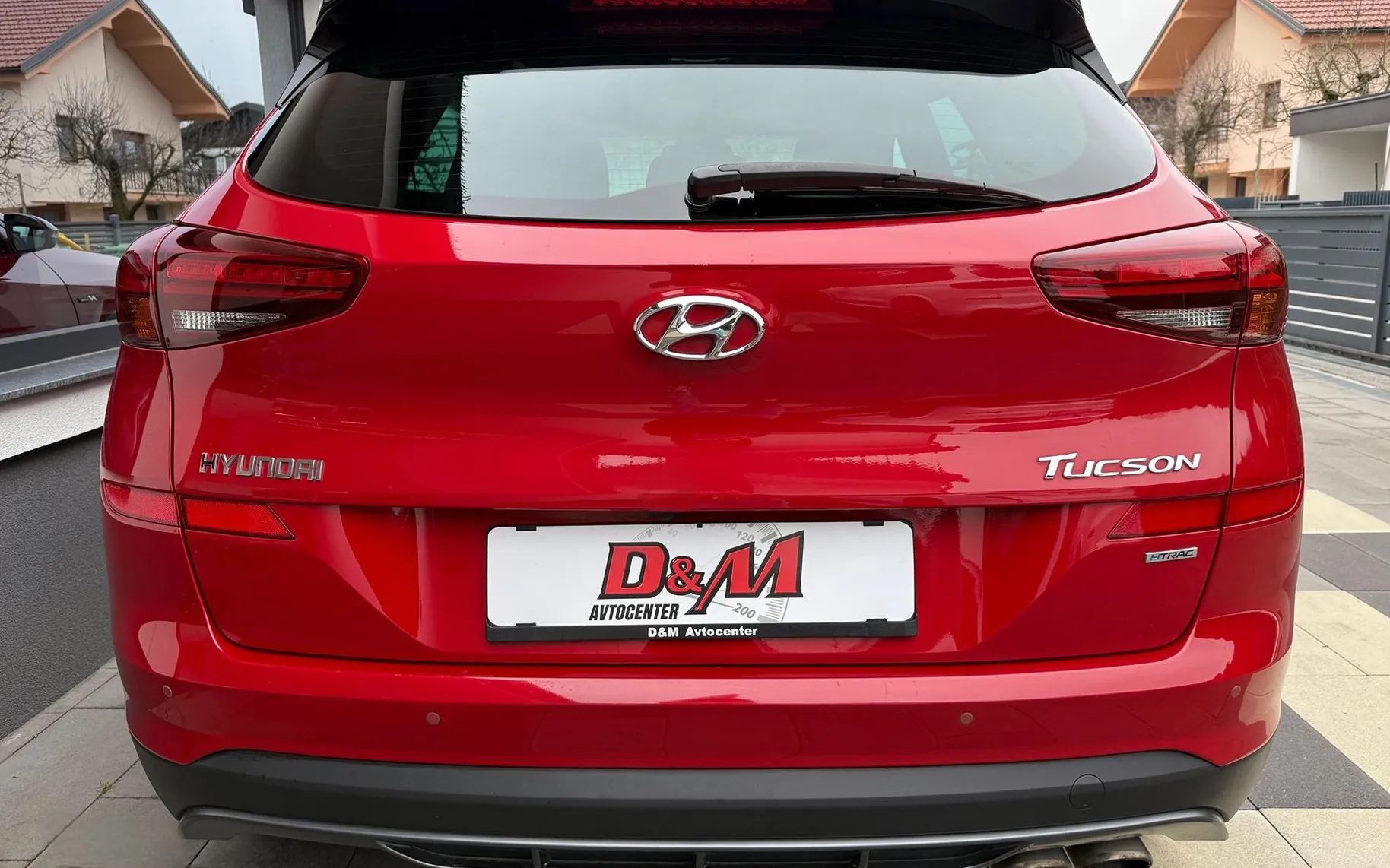 Zunanja slika - Hyundai Tucson - CRDI 4X4 NL1NE°185KM°RADAR°360CAM°19COL - 4