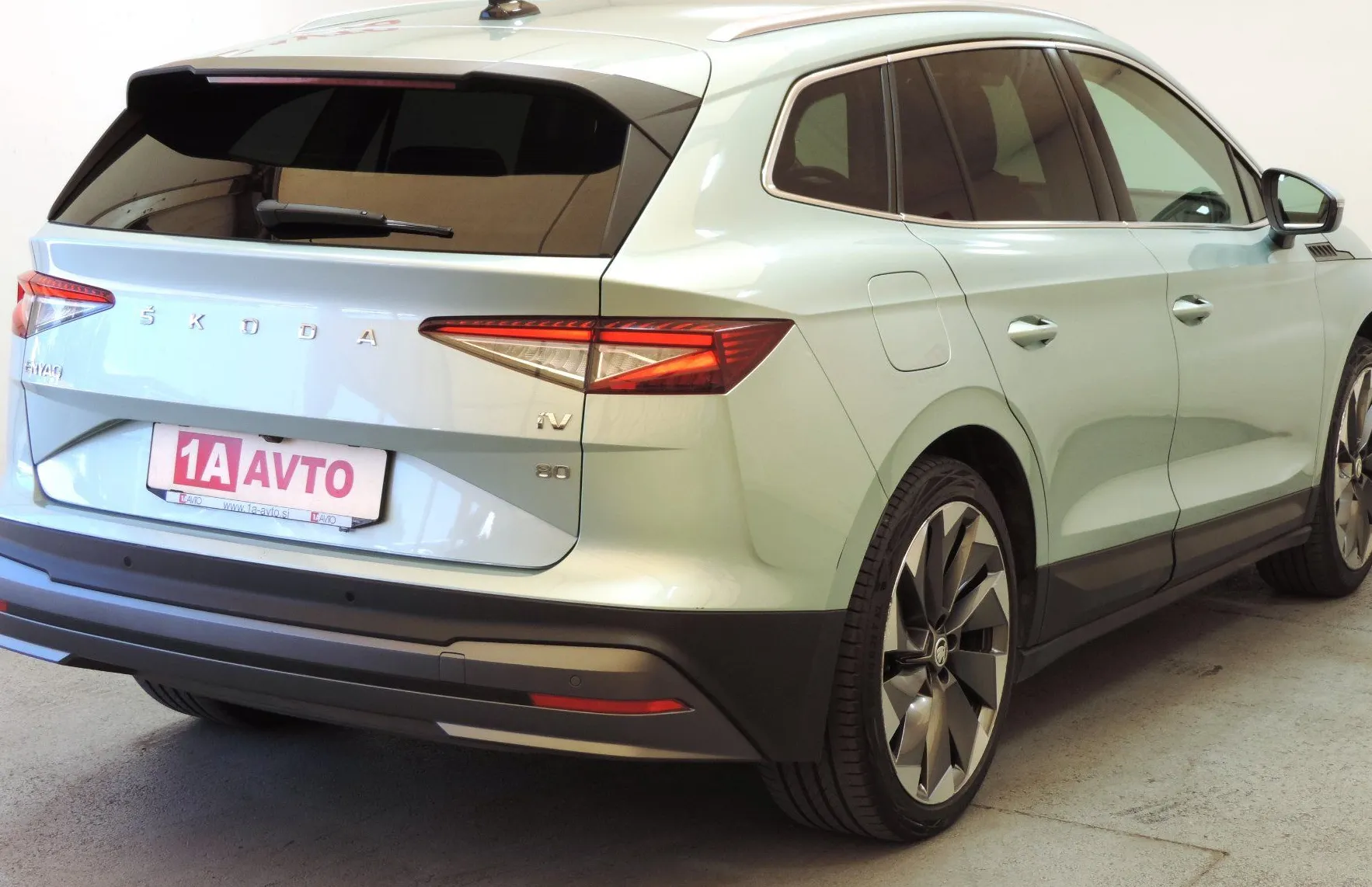 Zunanja slika - Škoda Enyaq - IV 80 LED-ACC-KAMERA-MRTVI KOTI - 5