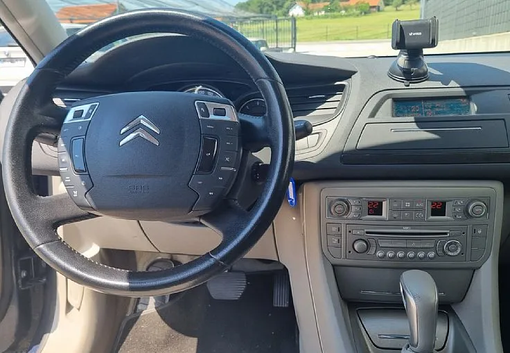 Zunanja slika - Citroën C5 - 2.0 HDi  Exclusive 1.LASTNIK. AVTOMATIK - 10