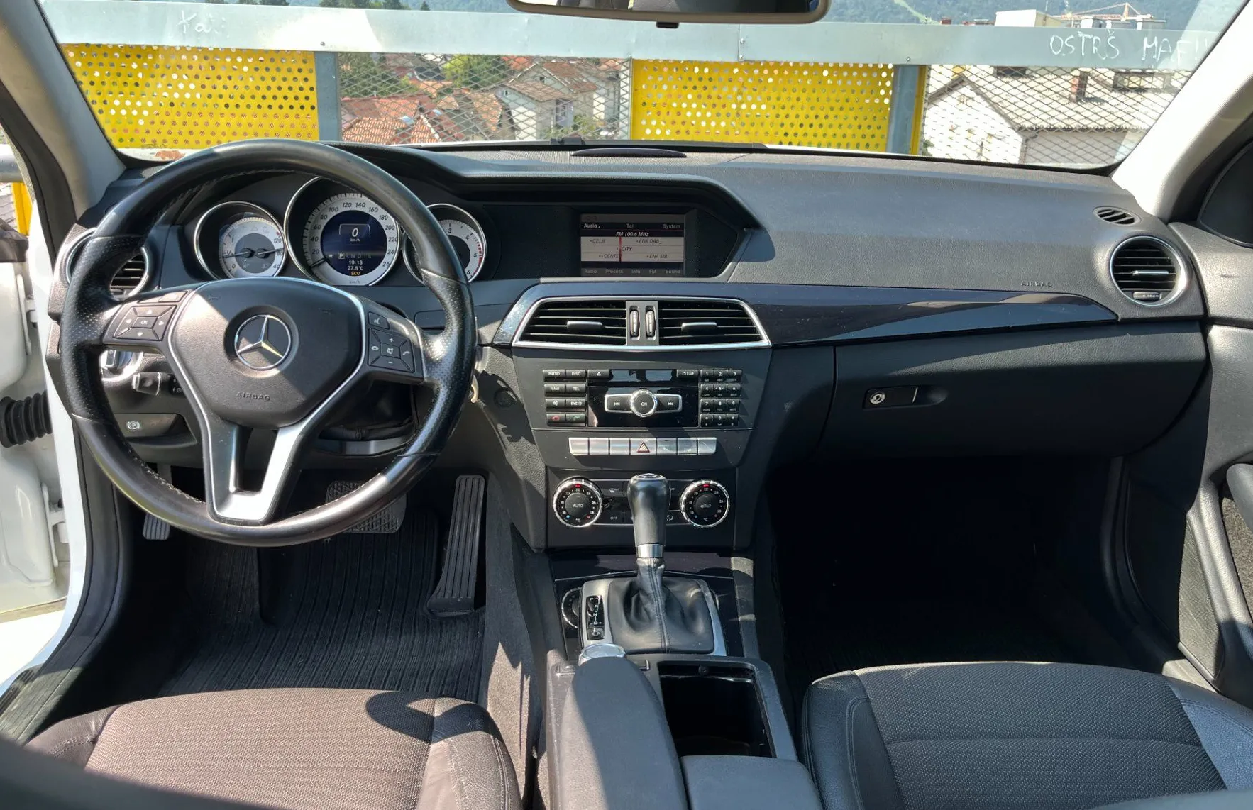 Zunanja slika - Mercedes-Benz C-Razred - C Coupe 220 CDI BlueEFFICIENCY 2X PDC. TEMPO. - 9