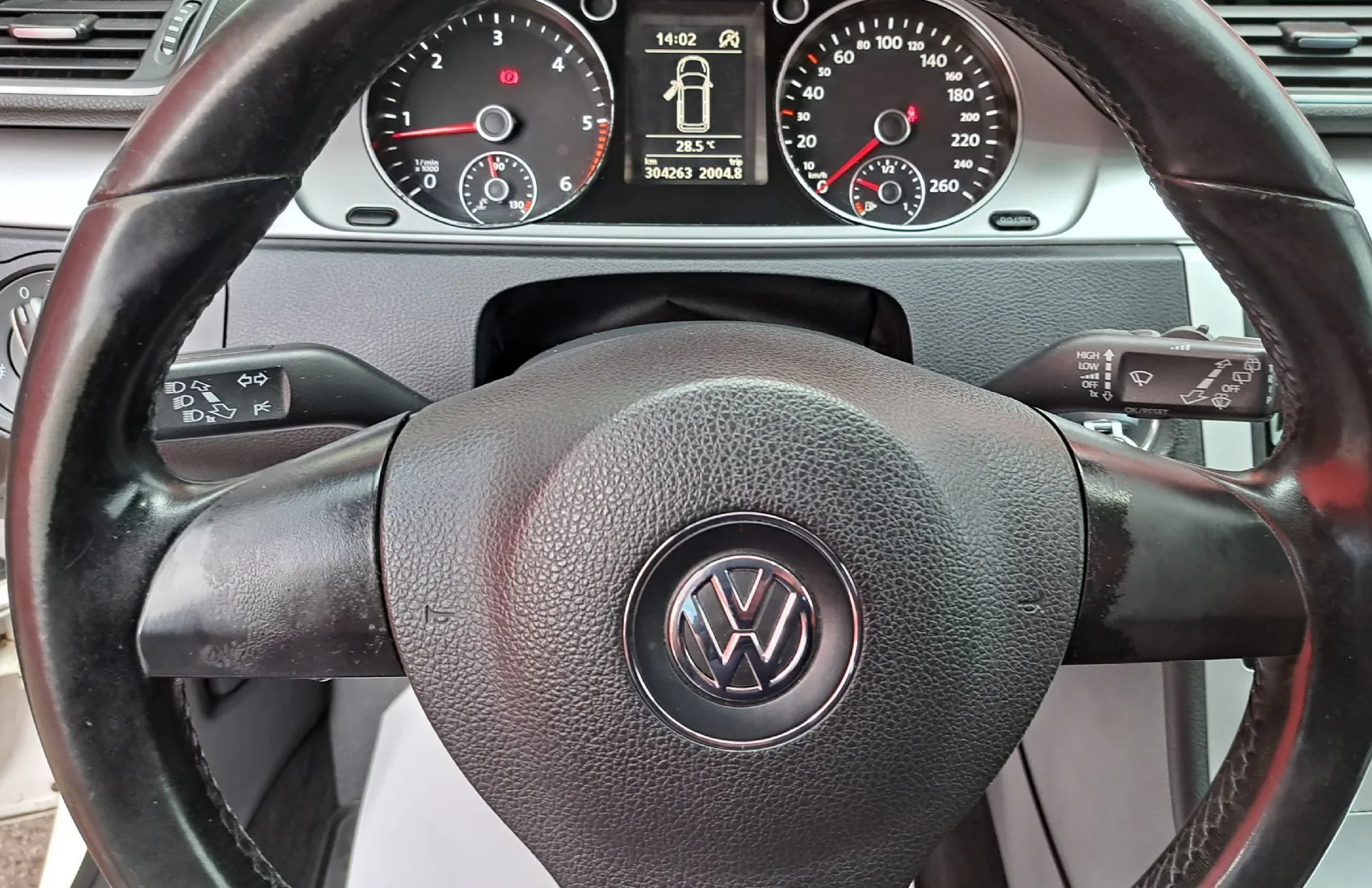 Zunanja slika - VW Passat - Variant 1.6 TDI  Comfortline -ODLIČEN- - 12