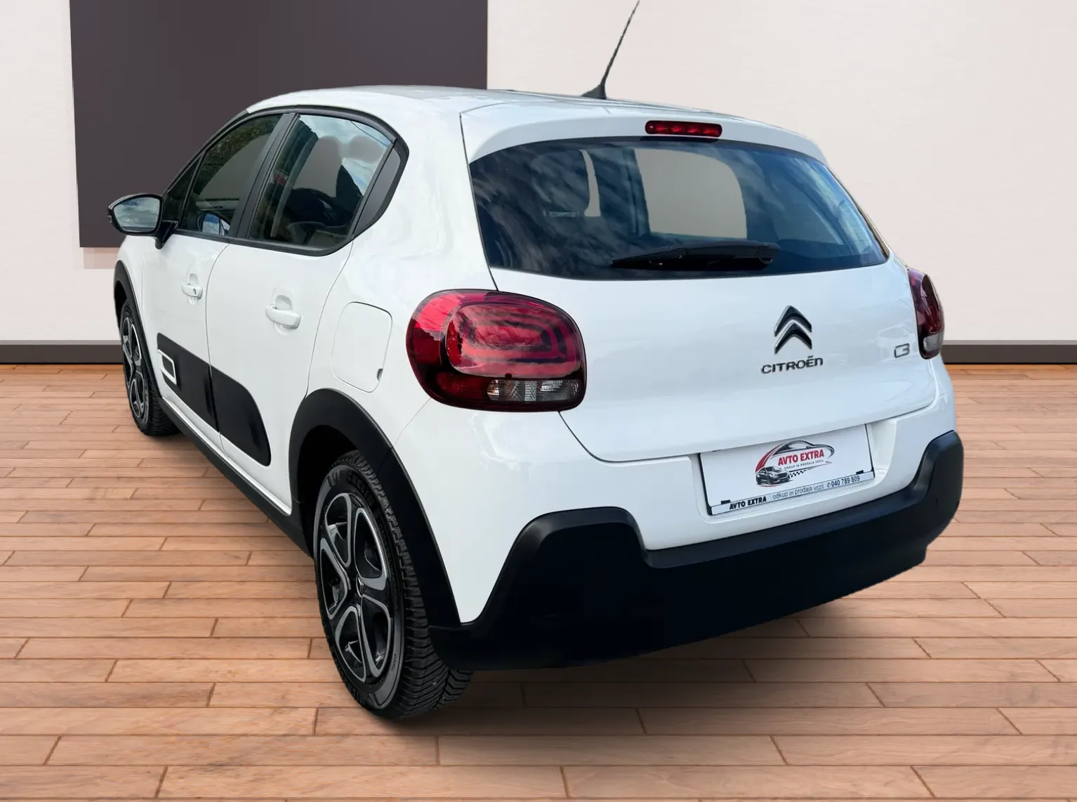 Zunanja slika - Citroën C3 - 1,2 PureTech 83 S&S Shine - 6