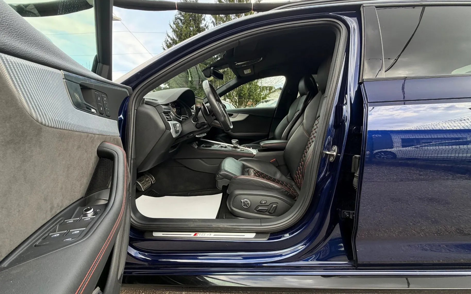 Zunanja slika - Audi RS4 Avant - 2.9 TFSI Quattro AUT. HD MATRIX B.O. ACC ALU 19 - 14
