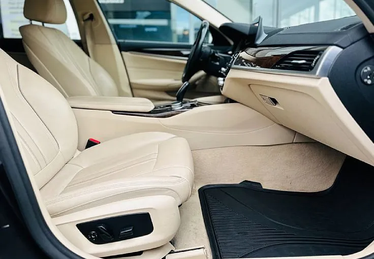 Zunanja slika - BMW Serija 5 - Touring: 520d  Luxury Line   I   Head Up   I   RADAR - 9