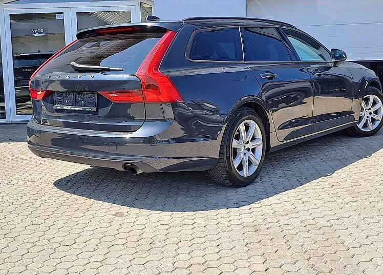 Zunanja slika - Volvo V90 - D3 Kinetic - 3
