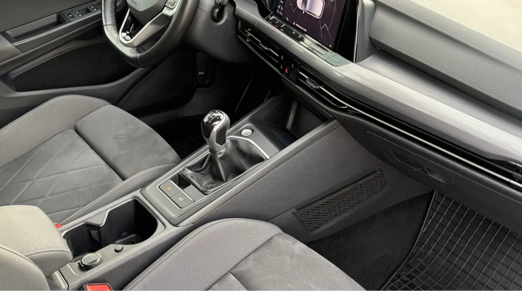 Zunanja slika - VW Golf - 1.5 TSI Style 110  150 - 13