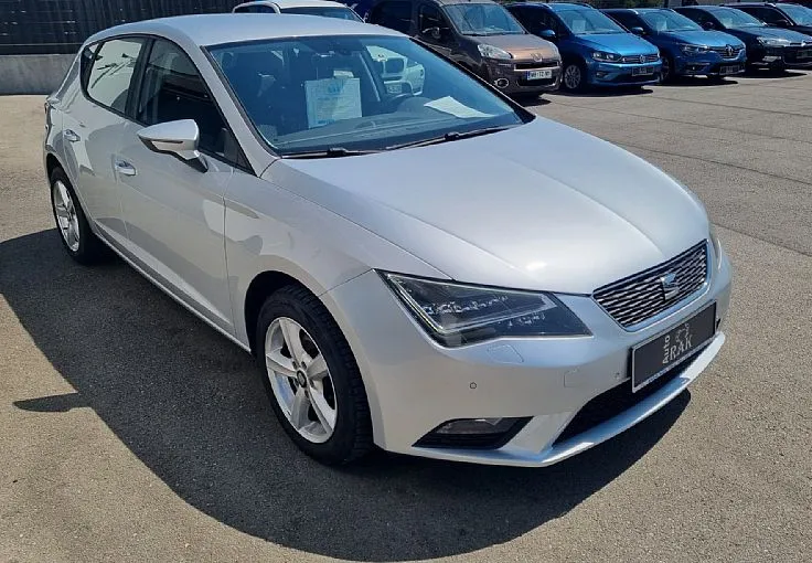 Zunanja slika - Seat Leon - 1.6 TDI Style Start Stop DSG - 4