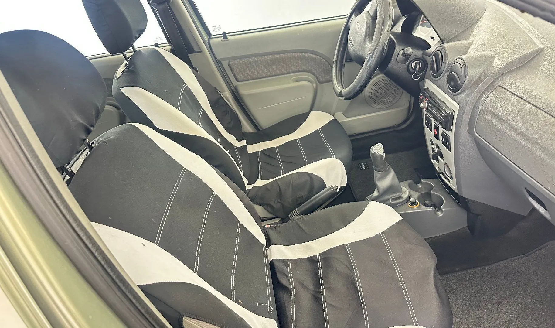 Zunanja slika - Dacia Logan - MCV Ambiance 1.6.KLJUKA.SLOVENSKI - 9