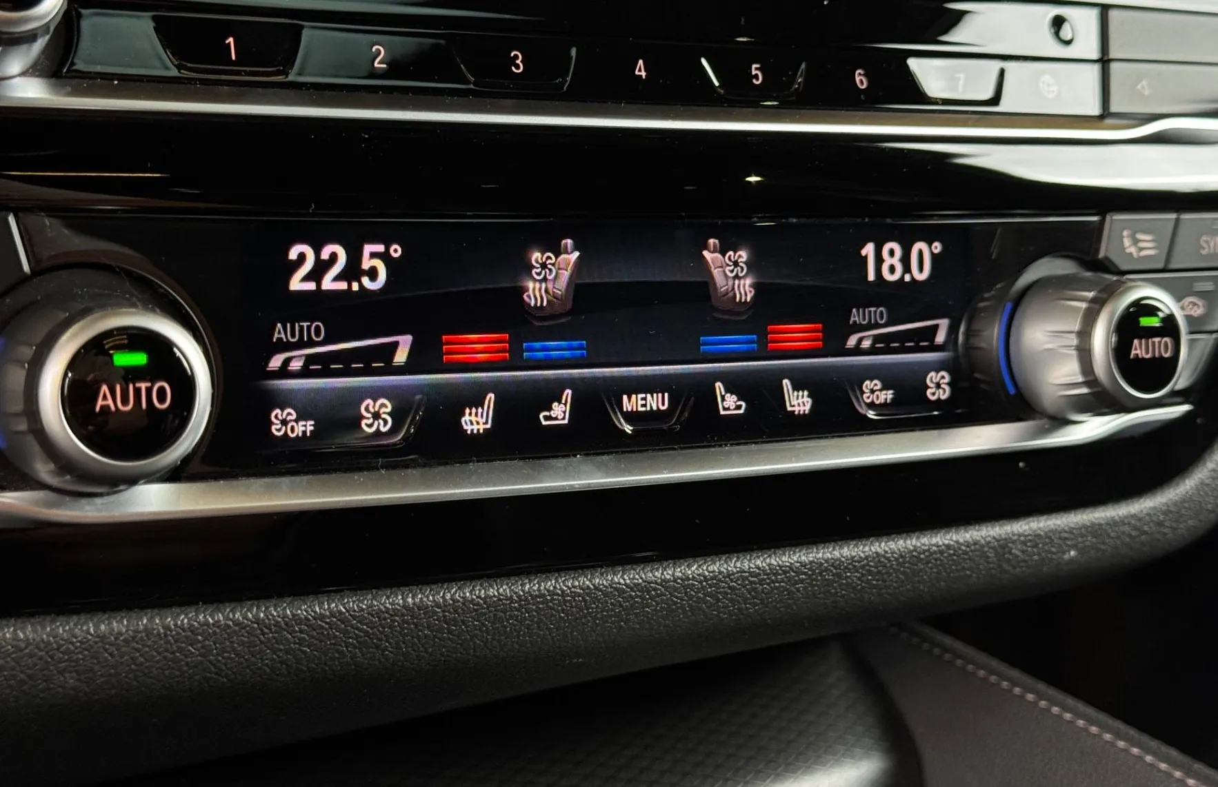 Zunanja slika - BMW Serija 5 - : 530d xDrive M Sport-LASER-4CONTROL-HLAJENJE-HEAD - 18