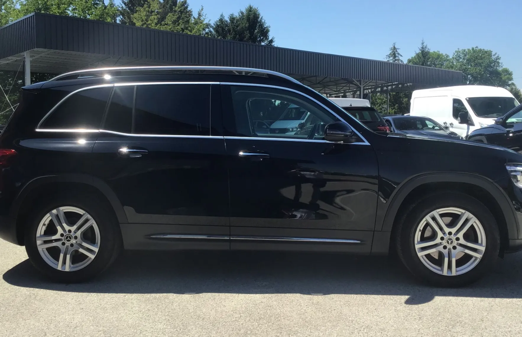 Zunanja slika - Mercedes-Benz GLB-Razred - GLB 200 d 4MATIC  Avt. - 4