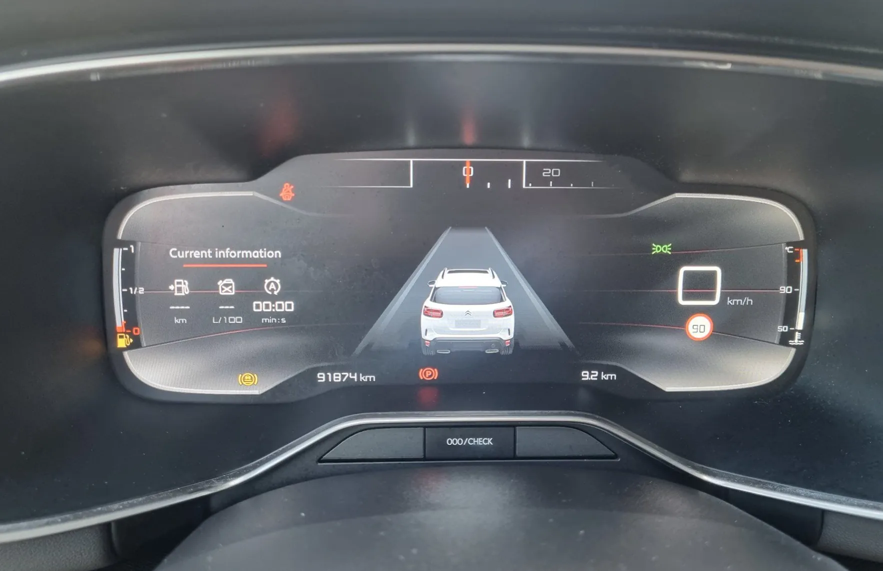 Zunanja slika - Citroën C5 - Aircross 1.2 PT Feel - VLEČNA KLJUKA - POTRJENA SERVISNA - 9