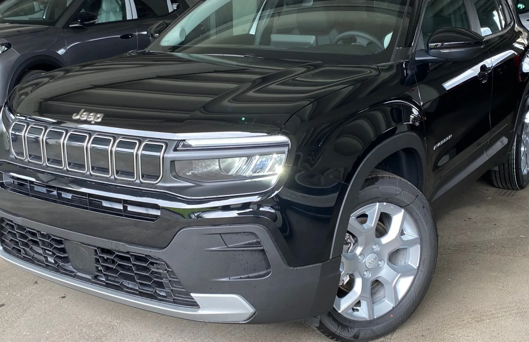 Zunanja slika - Jeep Avenger - Altitude 1.2 E-DCT6 MHEV 100 - 1