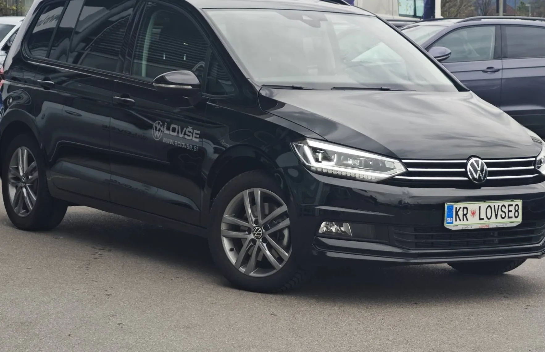 Zunanja slika - Volkswagen Touran - 2.0 TDI 4 ALL |PANORAMA|NAVI|FULL LED| - 1