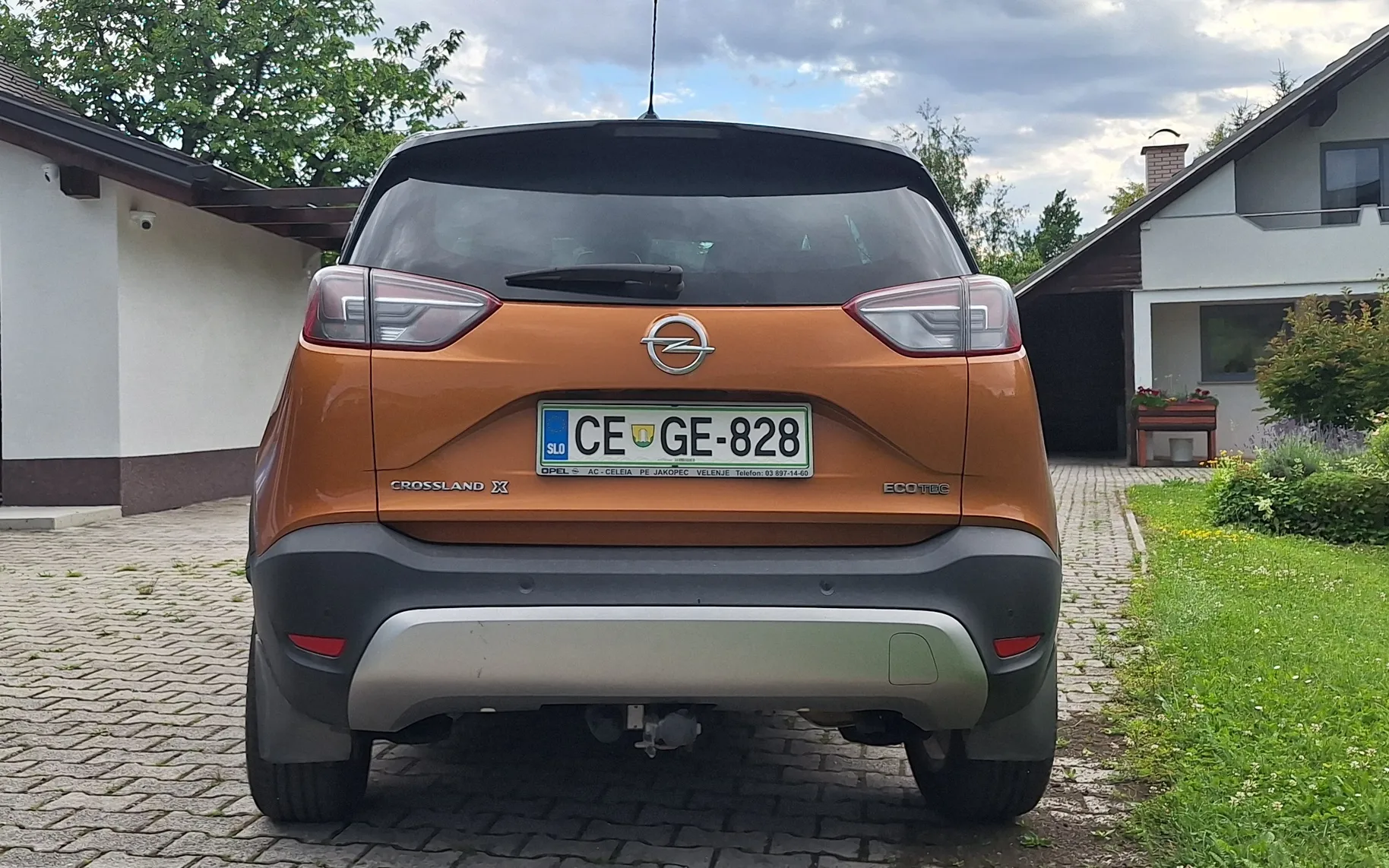 Zunanja slika - Opel Crossland X - 1,2 Turbo Innovation Start/Stop - 3