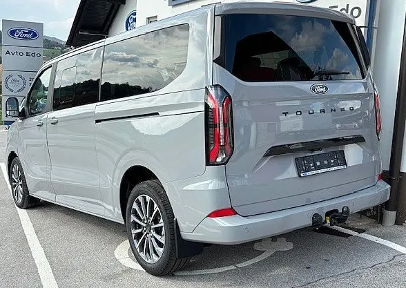Zunanja slika - Ford Tourneo - Custom TITANIUM X 2.5 HYBRID 232KM PHEV L2H1 -DOBAVA FEB. - 3