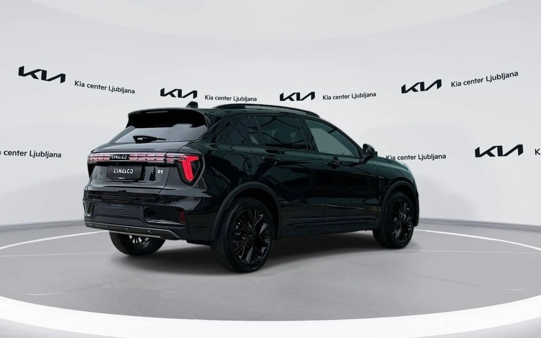 Zunanja slika - Lynk & Co 01 - More 2025 Priključni hibrid - 5