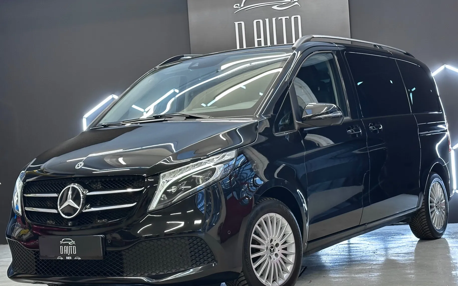 Zunanja slika - Mercedes-Benz V-Razred - V 250 d 140KW+WEBASTO+360KAMERA+BURMESTER+AMBIENT - 1