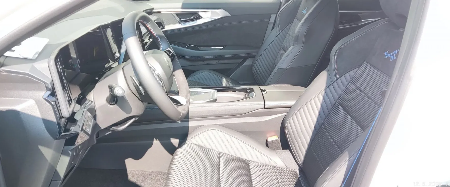 Zunanja slika - Renault Espace - E-Tech 200 Esprit Alpine - 12