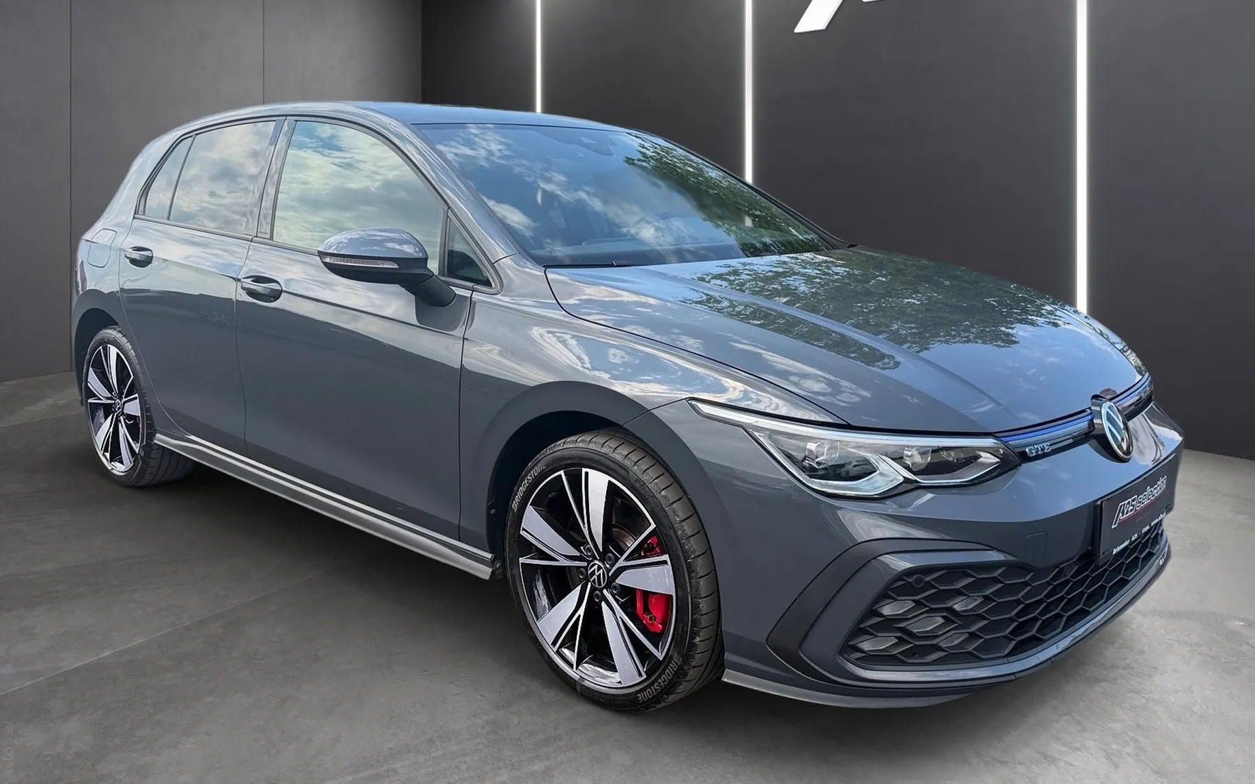 Zunanja slika - Volkswagen Golf - 1.4 TSI GTE DSG- Full LED-ACC-PDC-Vzvratna kamera - 2