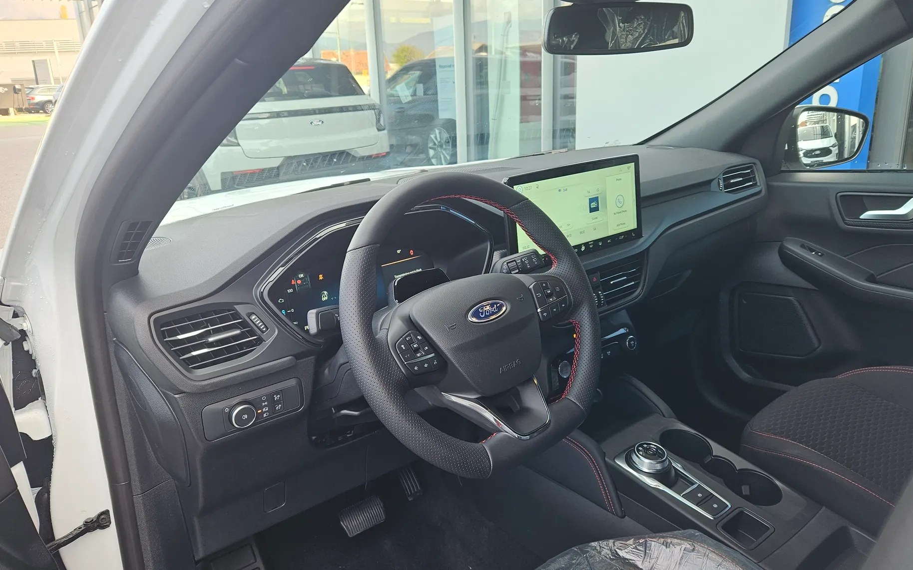 Zunanja slika - Ford Kuga - 2.5 Duratec FHEV ST-Line - 4