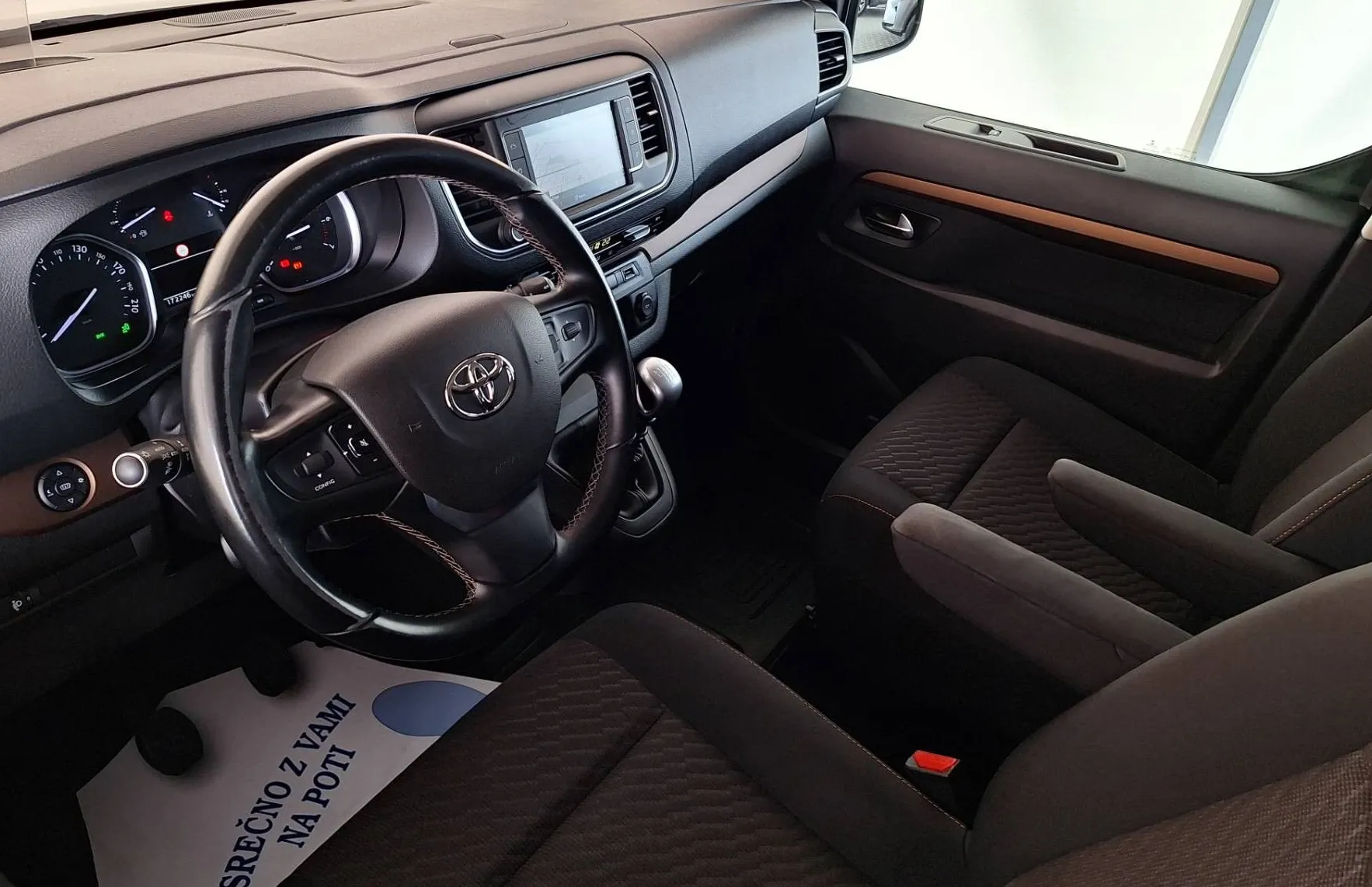 Zunanja slika - Toyota Proace - Verso Medium 2.0 D-4D Family•SLO•VL.KLJUKA•HUD•KAM360• - 9