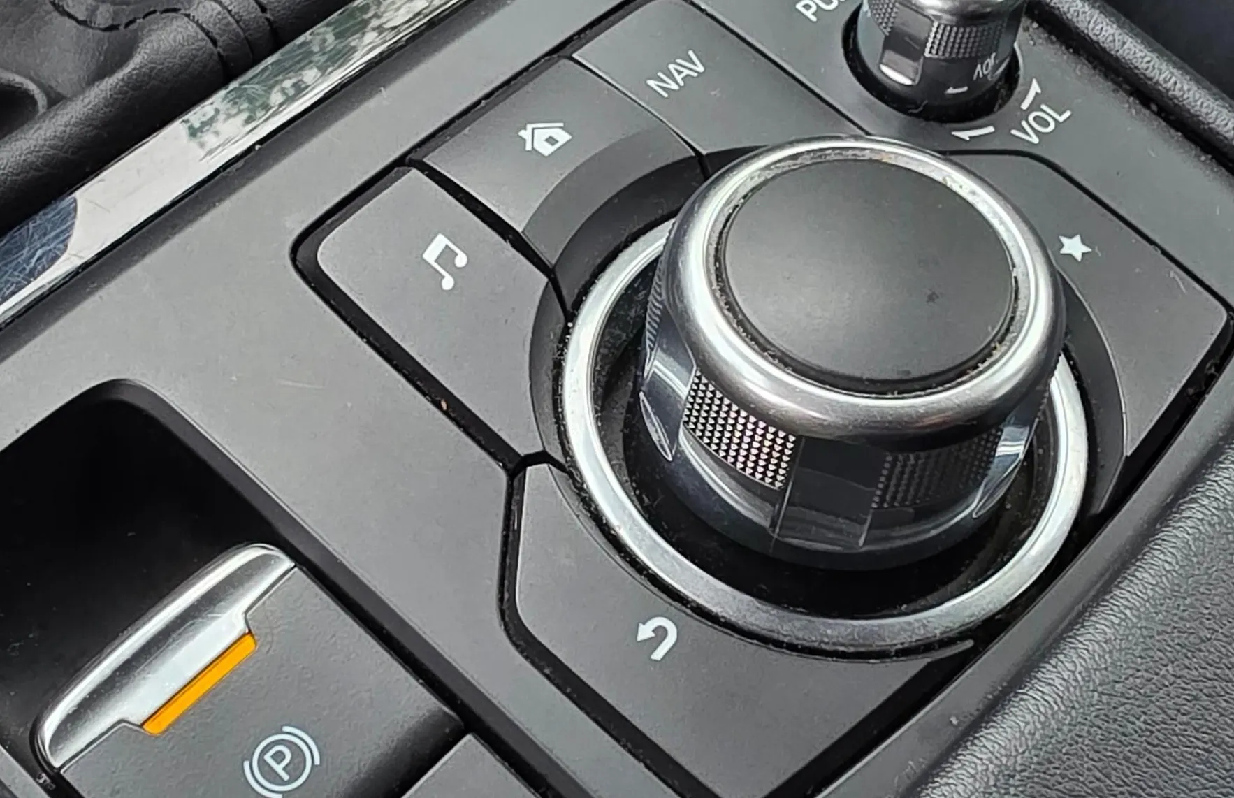 Zunanja slika - Mazda CX-3 - CD115 AWD LED-KAMERA-HEAD-UP-ALU-PERLA - 17