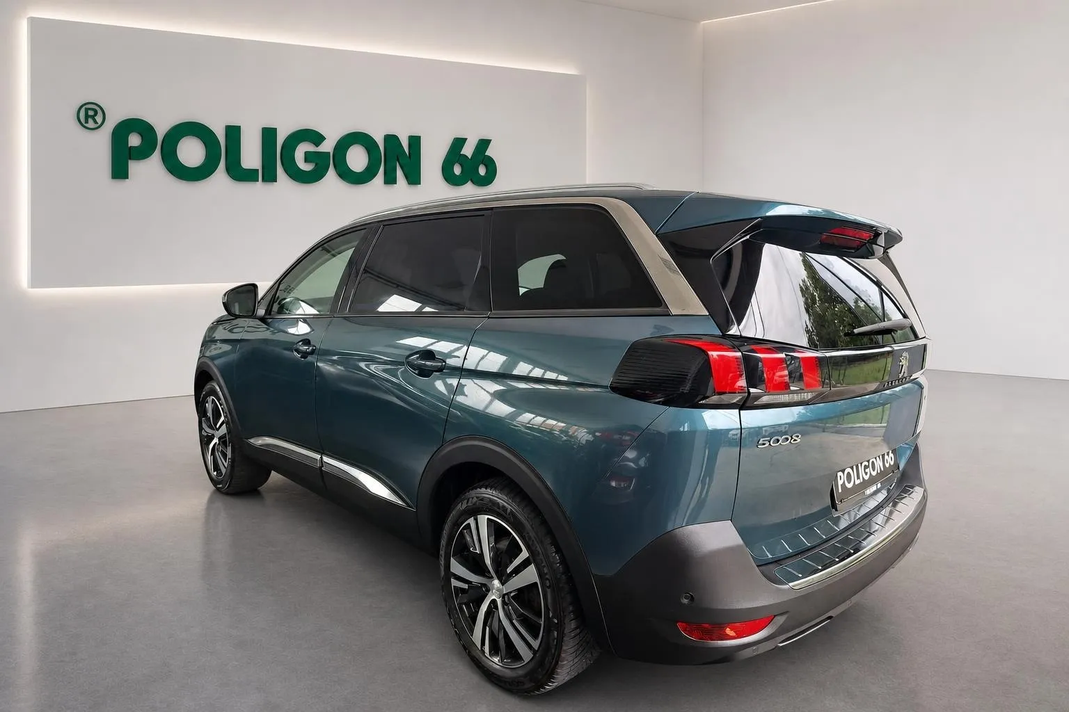 Notranja slika - Peugeot 5008 - 1.5 BlueHDI 130 Allure Avt.-7 SEDEŽEV-FUL LED... - 7