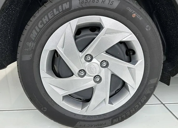 Zunanja slika - Hyundai Bayon - 1.2 MPI COMFORT   WINTER - rg. - 5