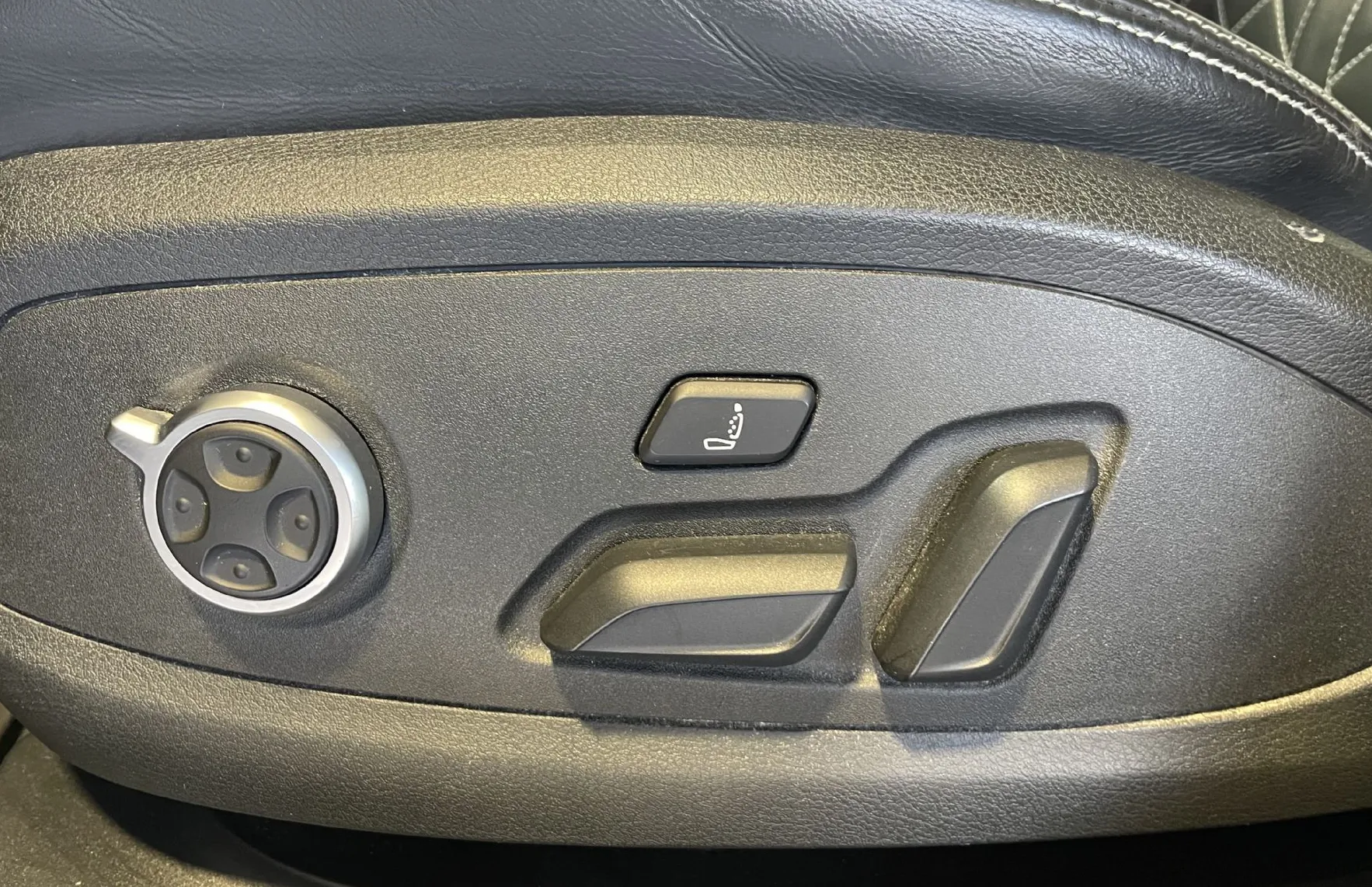 Zunanja slika - Audi A4 - Avant 45TDI-3XSLINE-QUATTRO-MATRIX-360KAM-RADAR-KEYLESS - 17