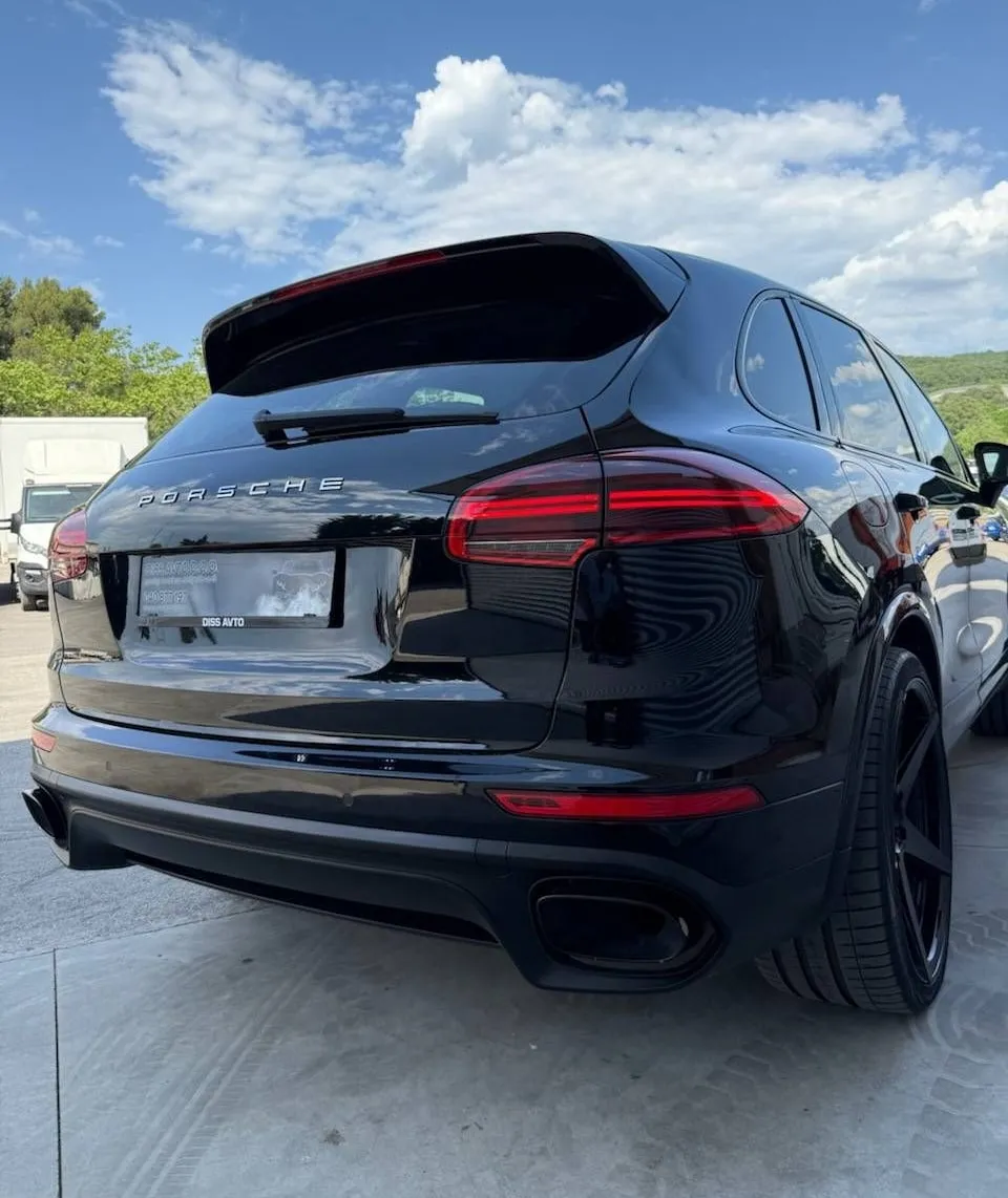 Zunanja slika - Porsche Cayenne - 3.0 TD Platinum Edition 22col ODLICEN-POLOG 2900 - 2
