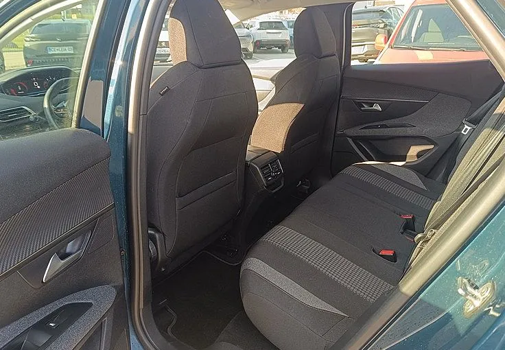 Zunanja slika - Peugeot 3008 - 1.2 130 EAT8 Active Pack-VLEČNA KLJUKA-SLO AVTO - 7