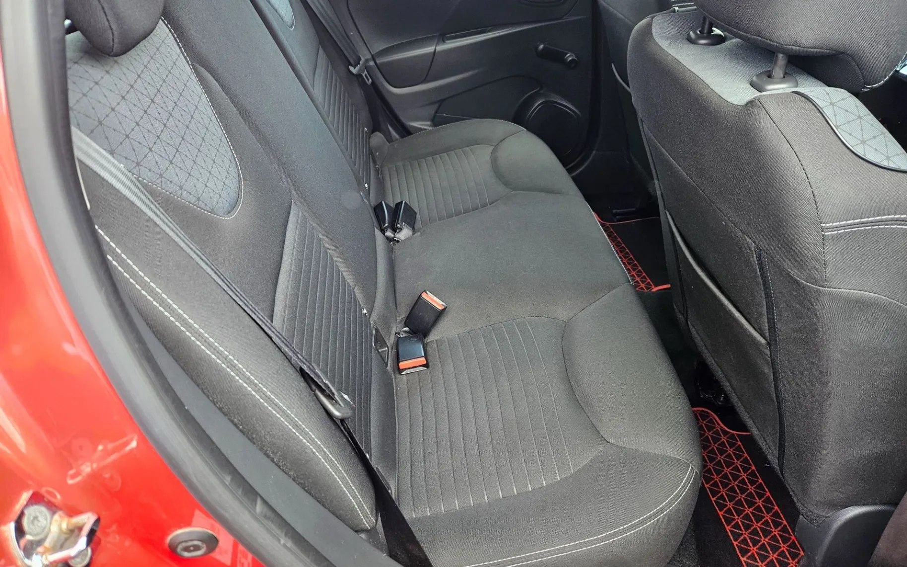Notranja slika - Renault Clio - TCe 90  Dynamique  SLO  NAVI - 22