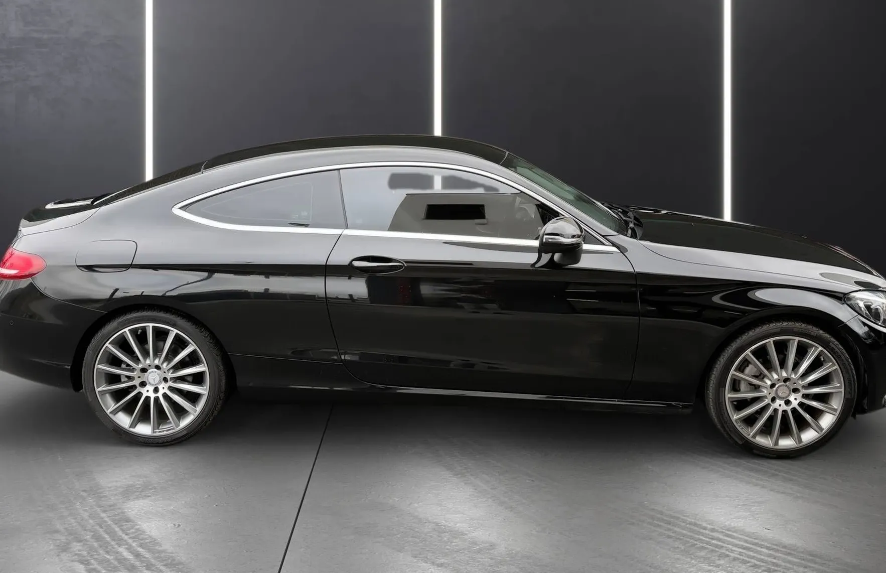 Zunanja slika - Mercedes-Benz C-Razred - C 180 COUPE 19 COL AMG FULL LED NAVI PDC TEMPOMA.. - 8