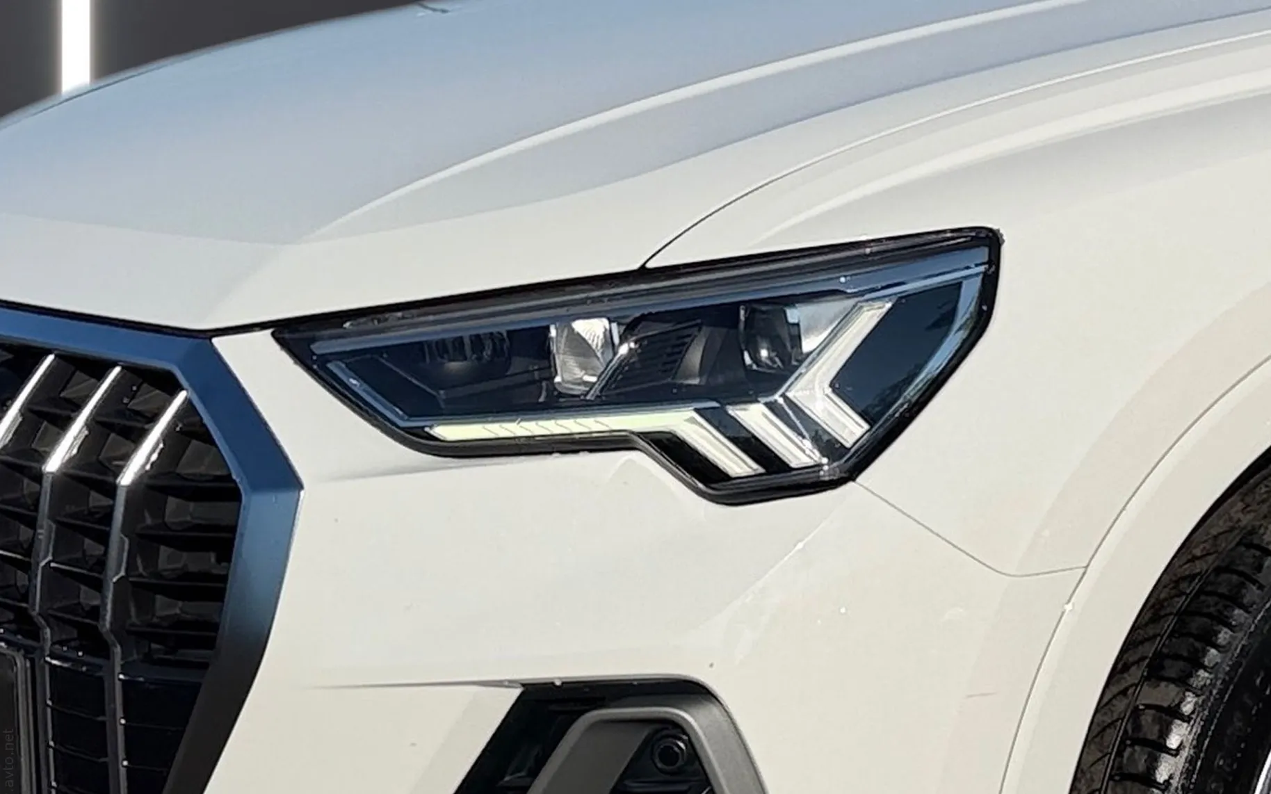 Zunanja slika - Audi Q3 - 35 TFSI S line S tronic-SLO-Full LED-Gretje sedeže - 5