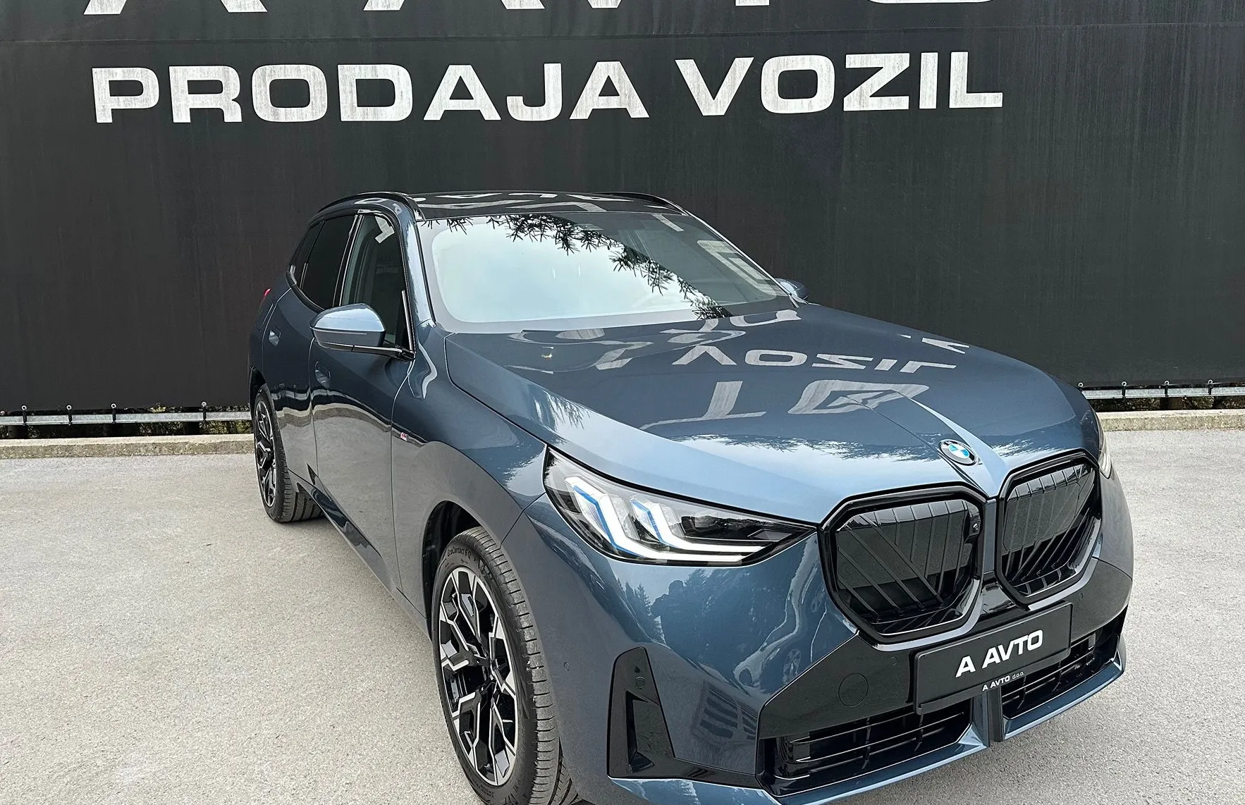 Zunanja slika - BMW X3 - serija :  30e xDrive  AT -HARMAN-PANORAMA-KAM360-20COL... - 2