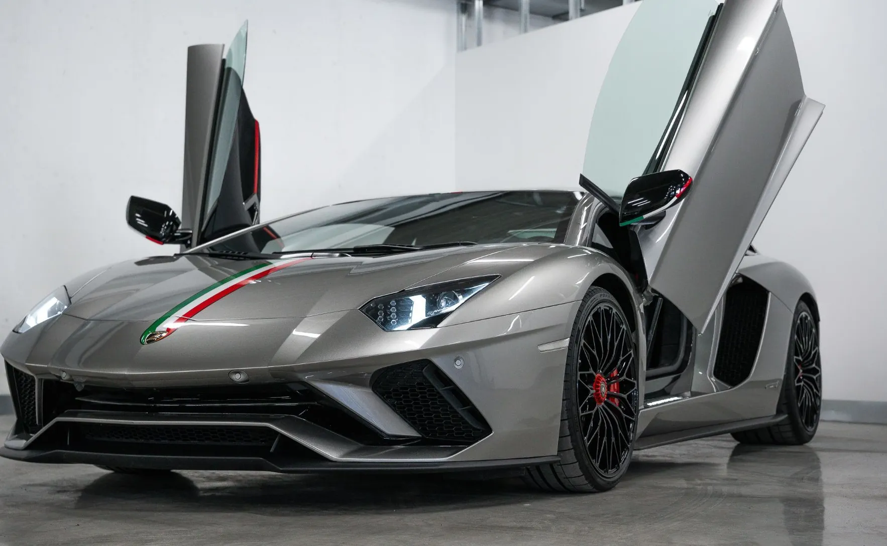 Zunanja slika - Lamborghini Aventador - S - KOT NOV. LAMBORGHINI GARANCIJA DO MAREC 2027 - 16