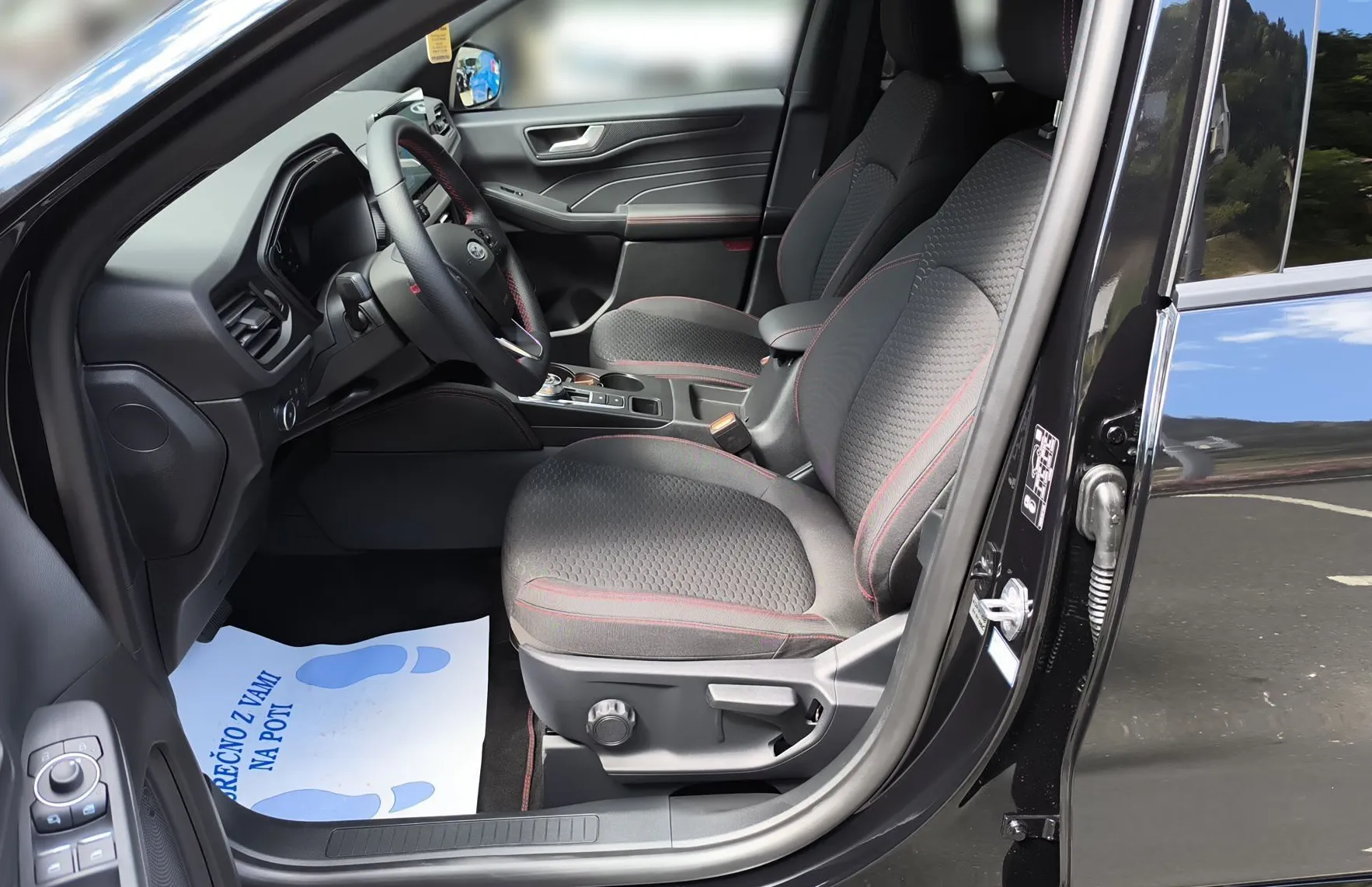 Zunanja slika - Ford Kuga - ST-LINE 2.5 180 KM FHEV- NA ZALOGI - 9