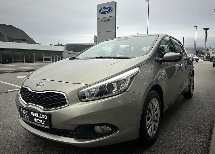 Zunanja slika - KIA Ceed - 1.4 gas CVVT  73 kW 100 KM  EX Style - 3