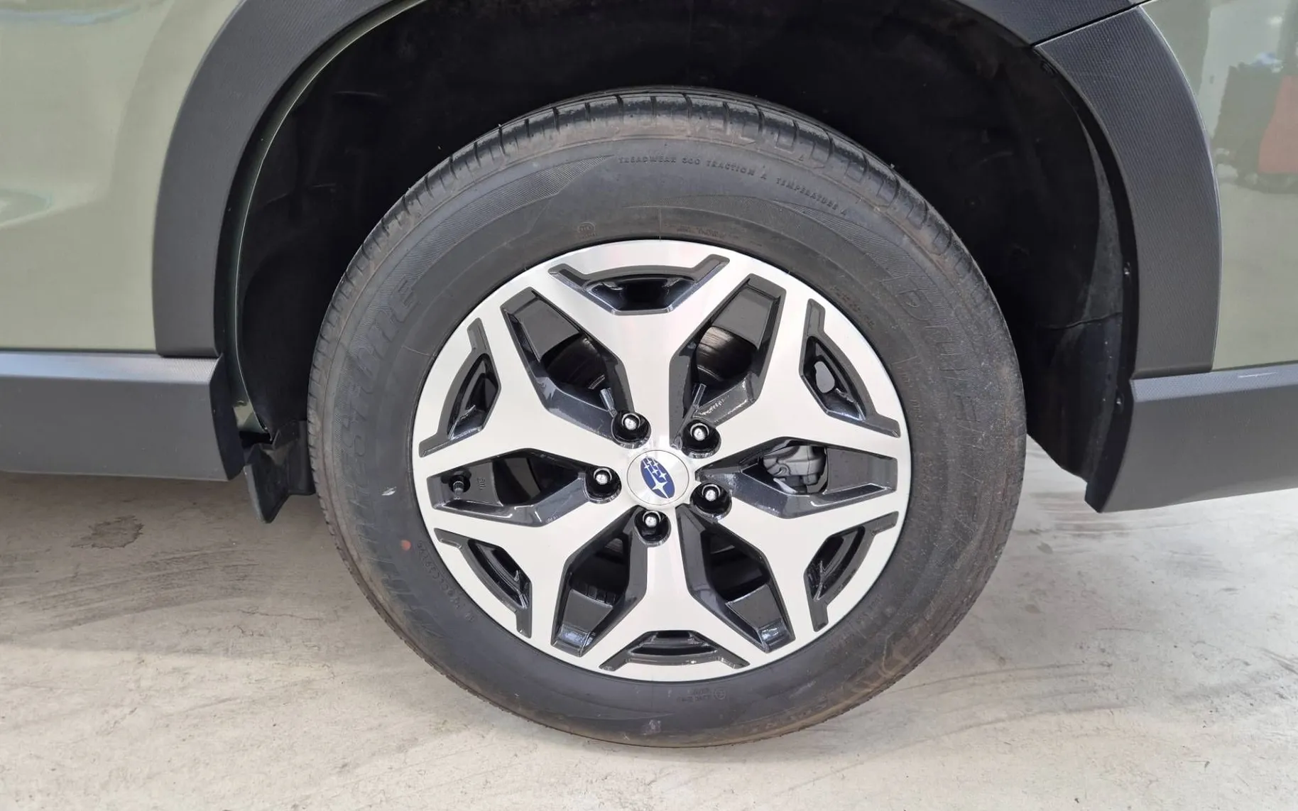 Notranja slika - Subaru Forester - 2.0 STYLE MHEV Automatic 4WD...Odličen ... - 9