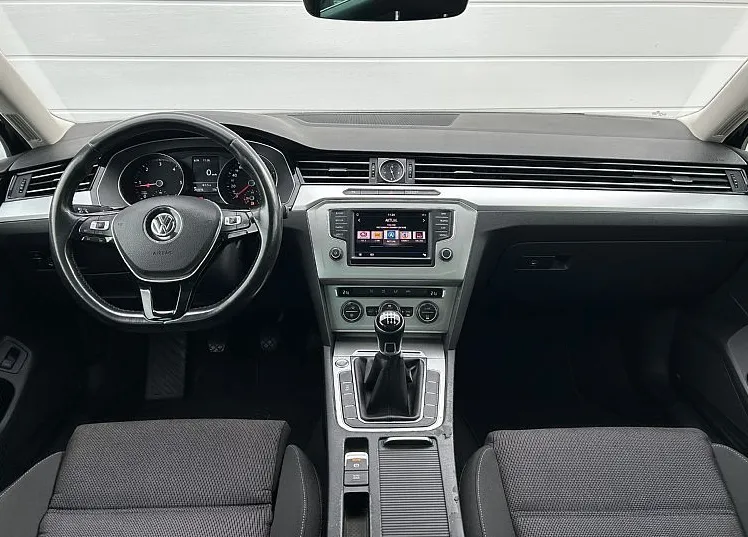 Zunanja slika - VW Passat - Variant 2.0 TDI BMT Comfortline-LED-PDC-KAMERA-ACC- - 8