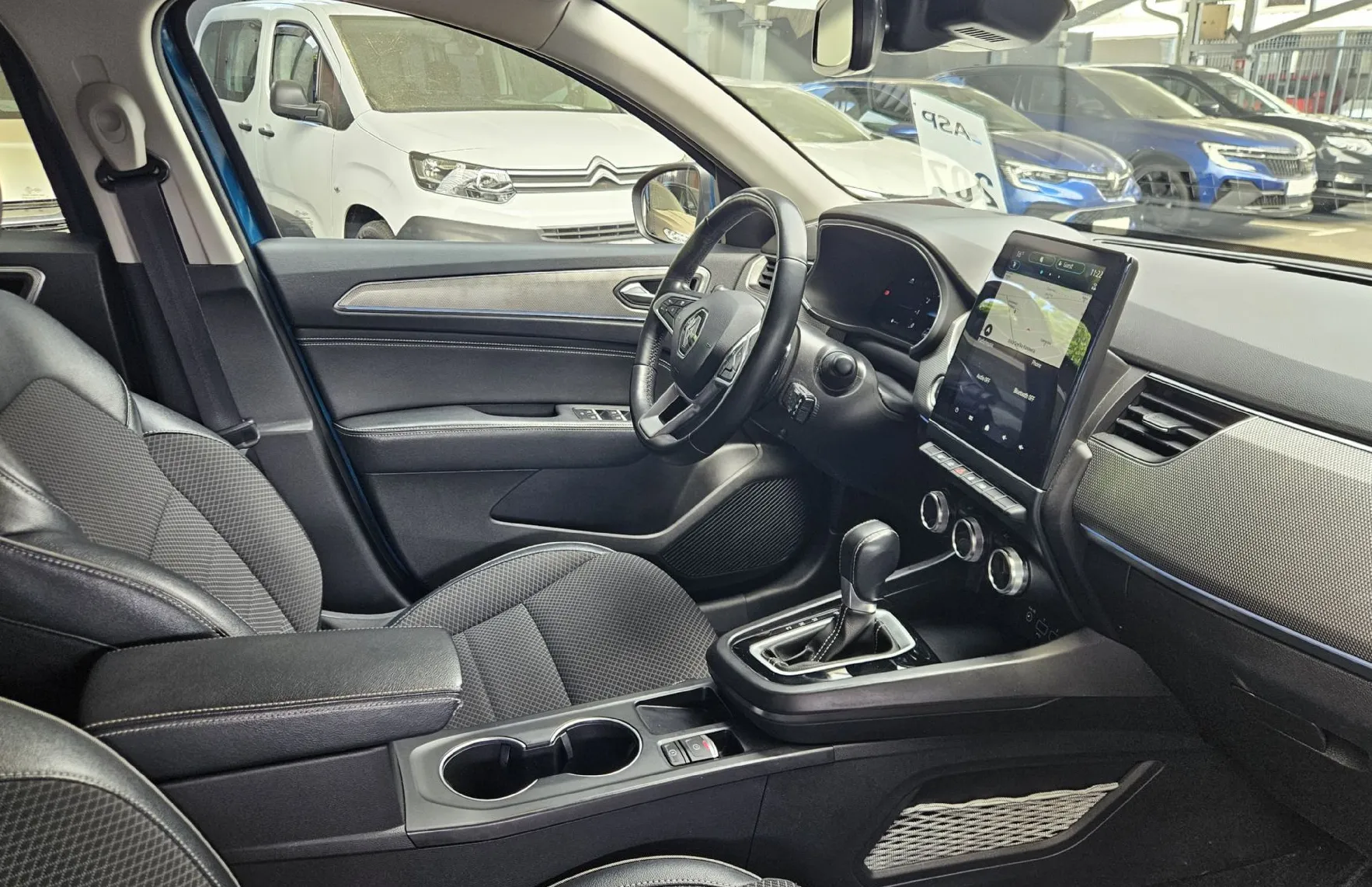 Zunanja slika - Renault Mégane Conquest - Megane Conquest TCe 140 Intens EDC - 8