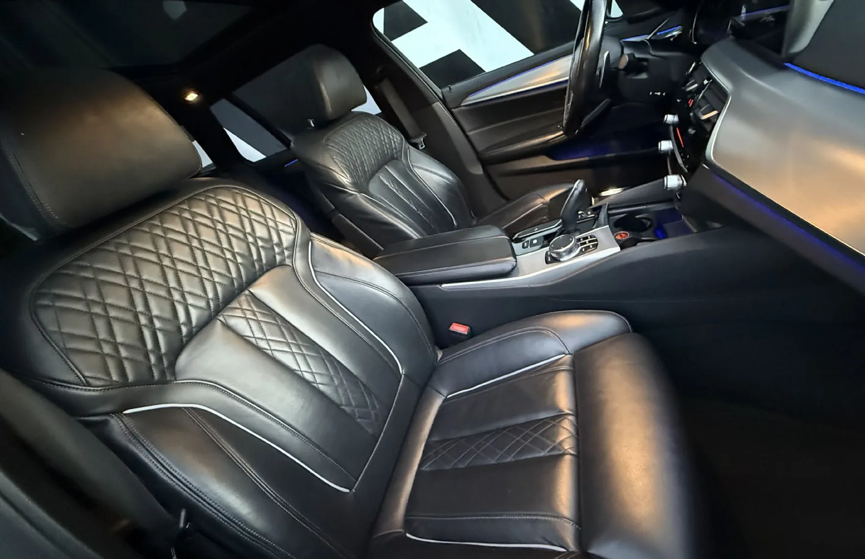 Zunanja slika - BMW Serija 5 - Touring: 530d xDrive Touring Avt. - 11