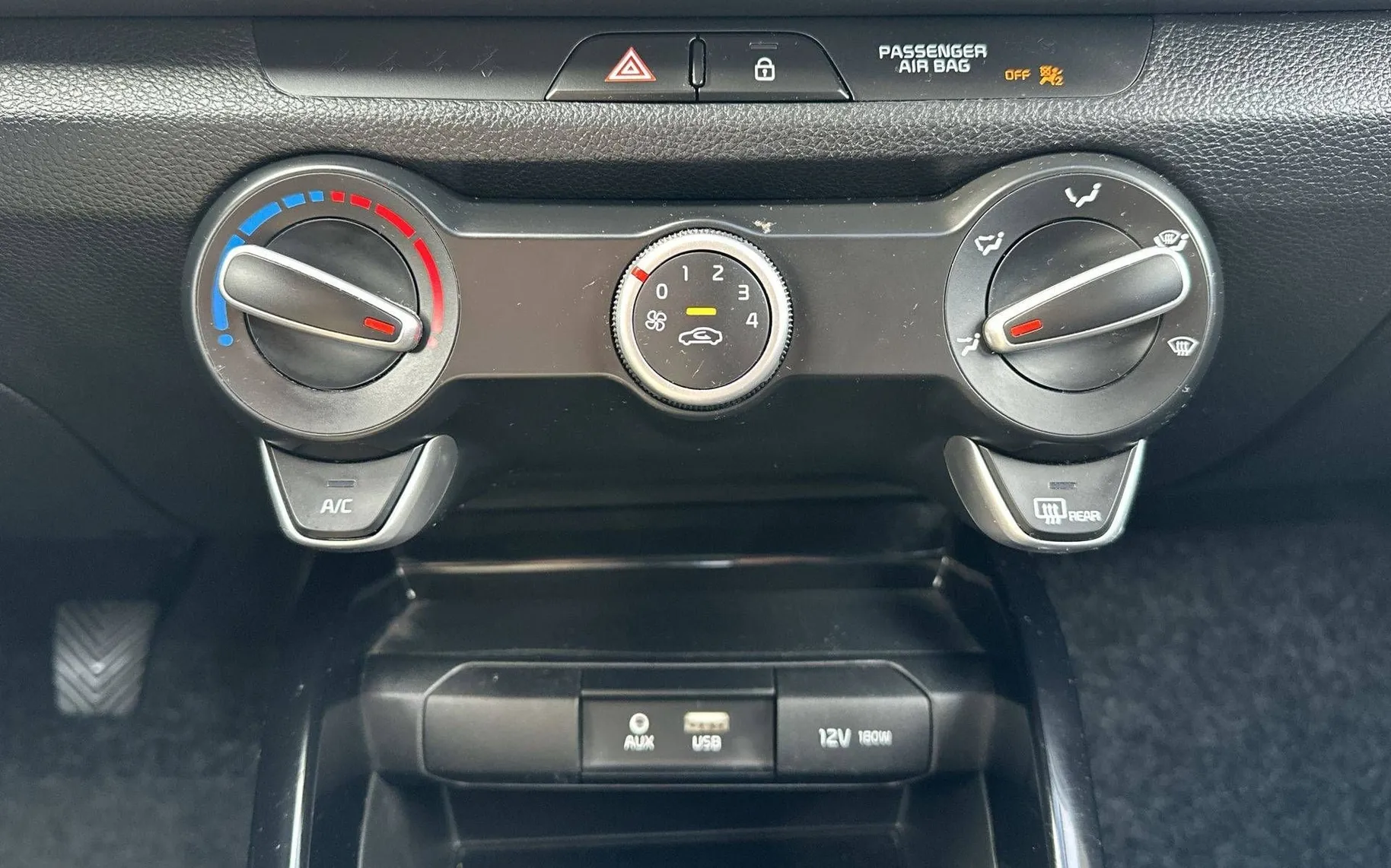 Notranja slika - KIA Rio - 1.25 CVVT EX Edition... - 19