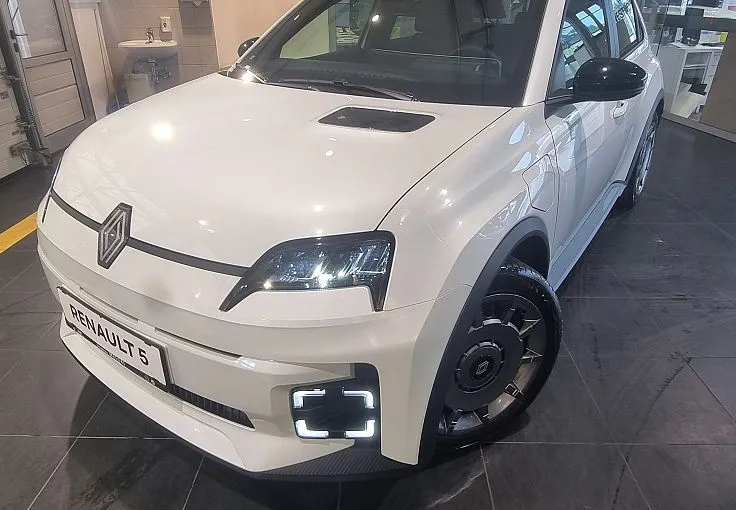 Zunanja slika - Renault 5 E-tech - Evolution EV40 90kW - 3