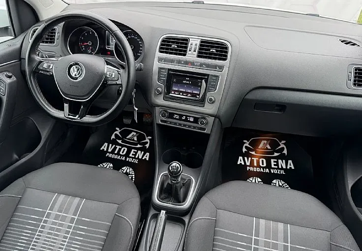 Zunanja slika - VW Polo - 1.0 - PDC 2x - ALU15 - GRETJE SED. - TEMP. - 11
